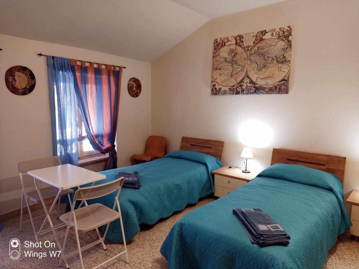 Bed and Breakfast Beb Infamiglia Cascinette Екстер'єр фото