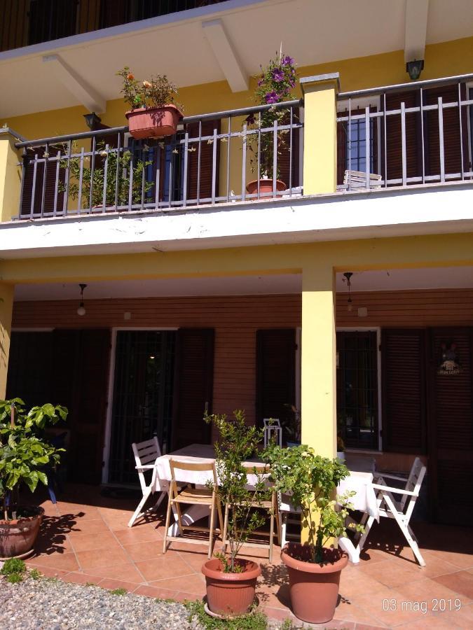 Bed and Breakfast Beb Infamiglia Cascinette Екстер'єр фото